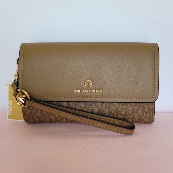 Michael Kors Jet Set Charm Signature Logo Colorblock LG Flap Phone Wristlet- ⭐ - Picture 6 of 16